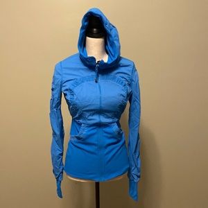 Lululemon jacket size 6